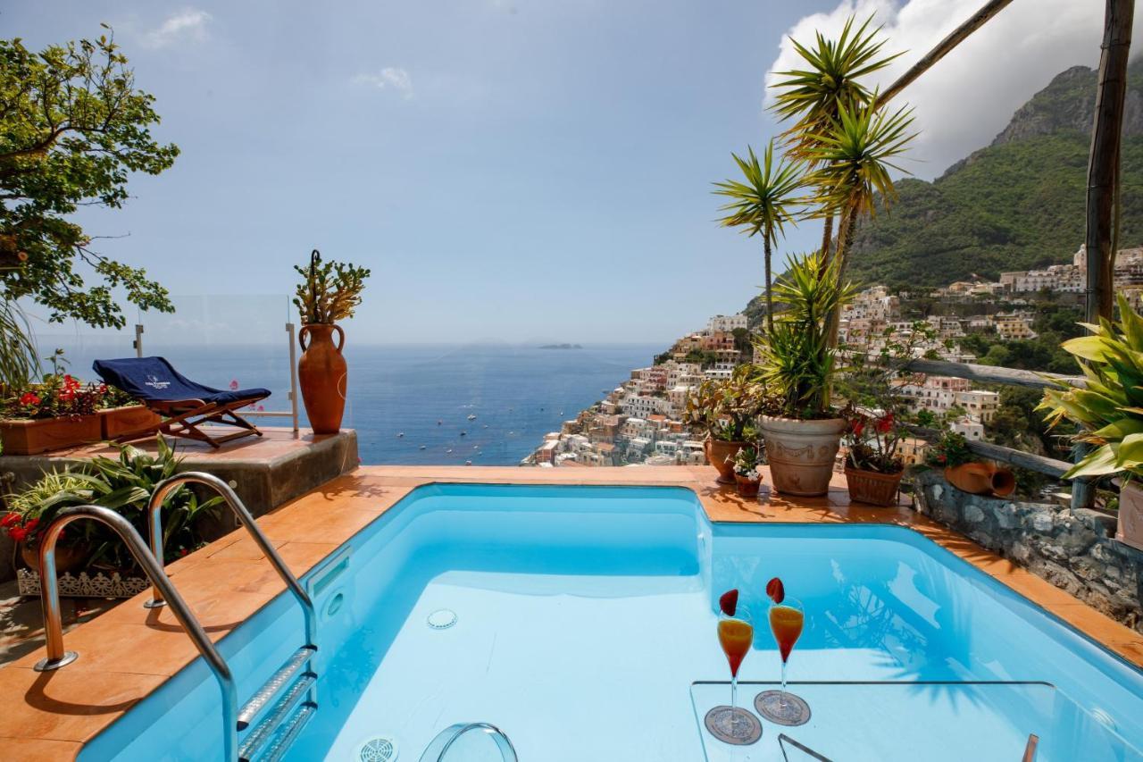 Suite mit privatem Pool und Meerblick